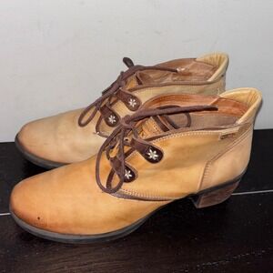 Pikolinos | US 8.5 EU 39‎ | Leather Lace Up Ankle Boots | Floral Detail | Spain